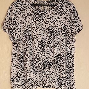 Office worthy shirt with a cute pattern!